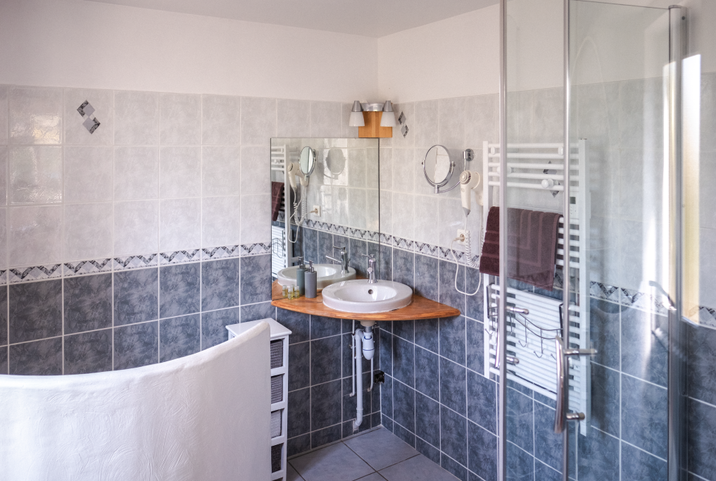 Salle de bain de la suite Tour de France